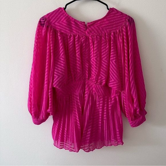 ASOS design pink chevron sheer v neck pleated blouse size 4 - Picture 2 of 4